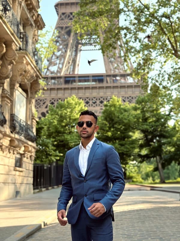 Lifestyle shoot — tailored suit in the city